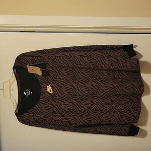 NWT: NIKE Women's Sportswear AOP Essentials Long Sleeve Top